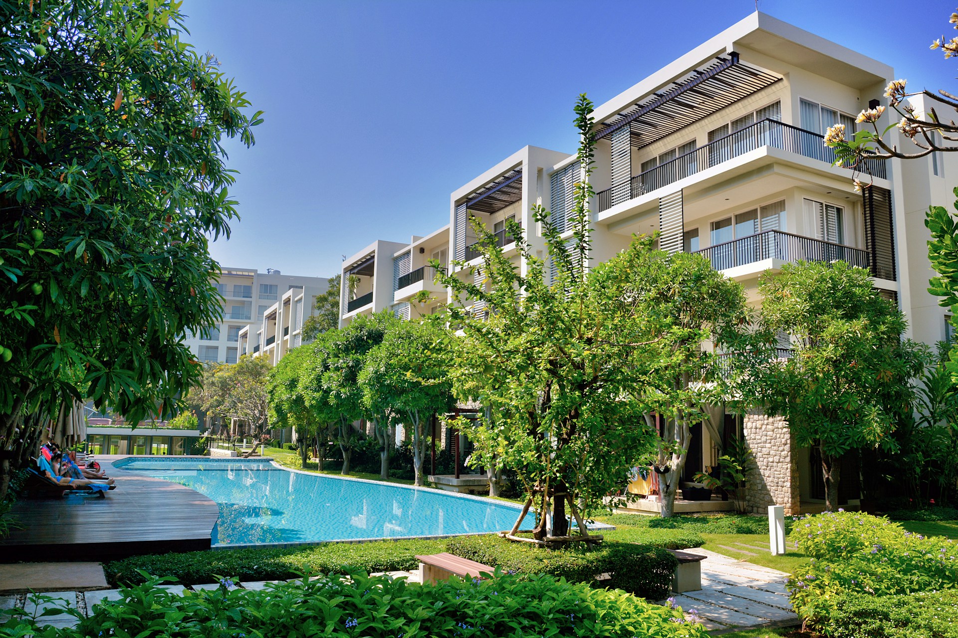 Vista Hermosa Condominium